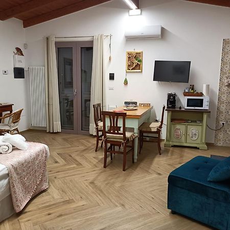 La Casa Di Chia Apartment Trepuzzi Екстериор снимка
